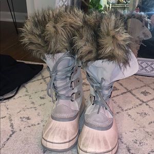 Sorel tall fur boots